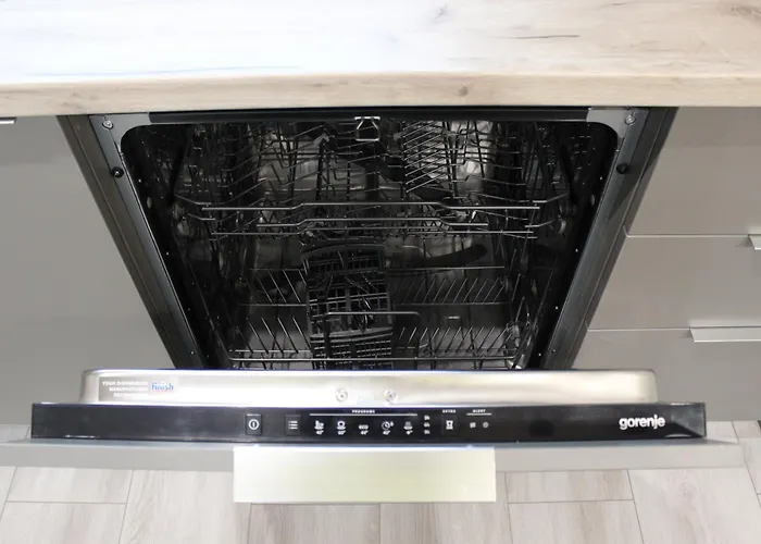 Beautiful Free Parking Garage * Φιλιππούπολη