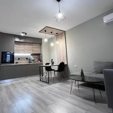 Beautiful Free Parking Garage * بلوفديف